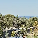 Callia Retreat - Adults Only Отель Тира