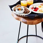 Отель Callia Retreat - Adults Only Тира