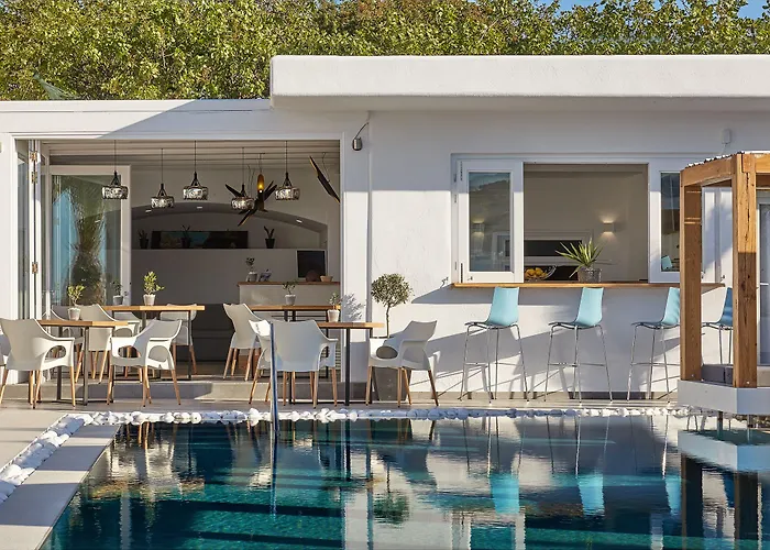 卡里阿度假套房酒店 - 仅限成人入住 3*