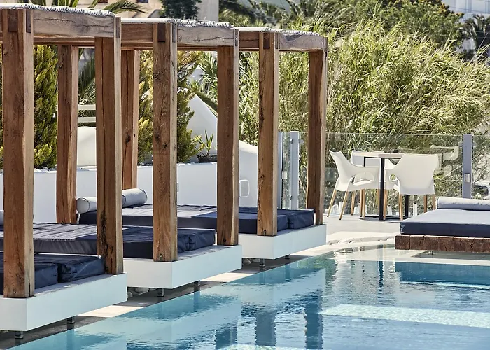 酒店 卡里阿度假套房酒店 - 仅限成人入住 费拉